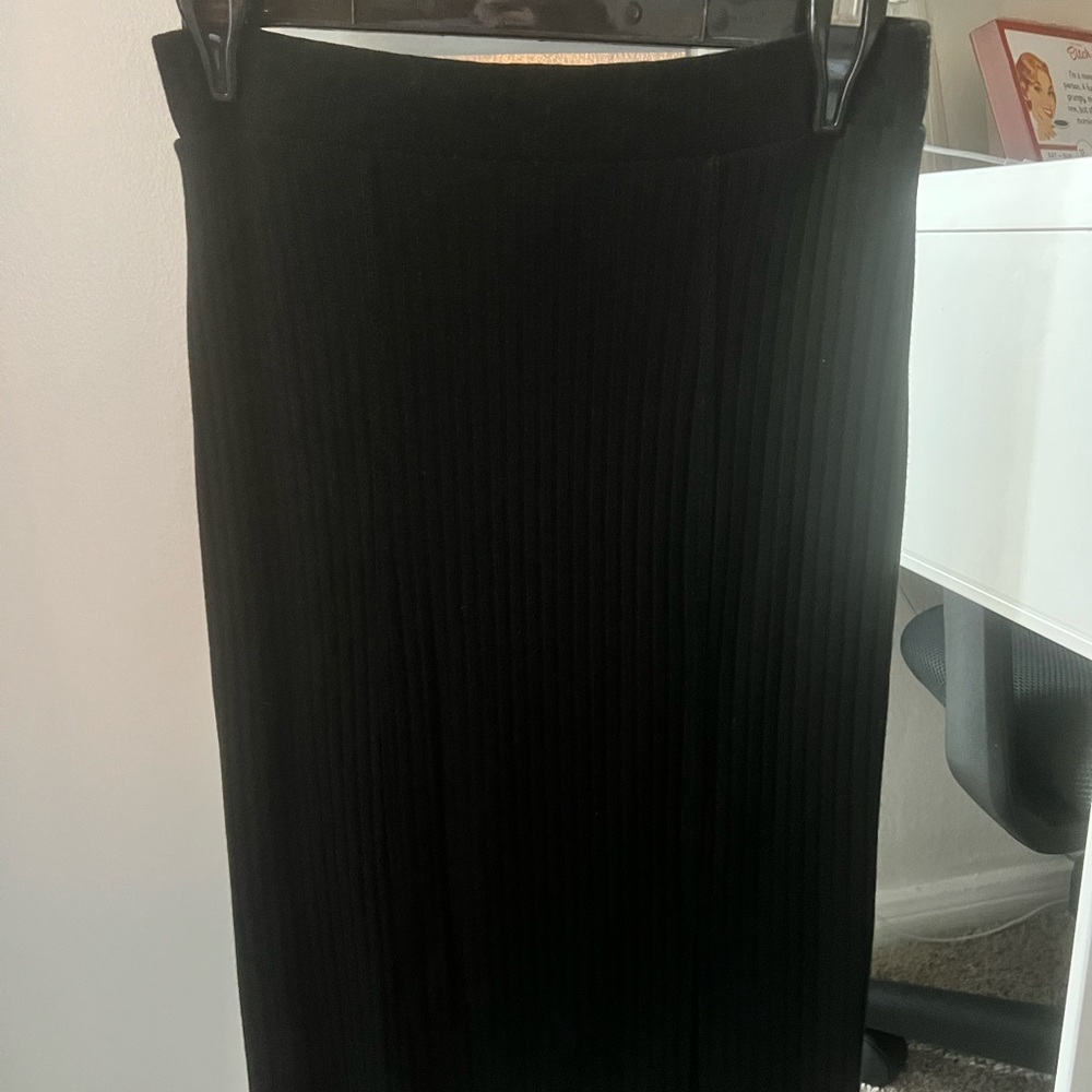 Elegant Black Skirt